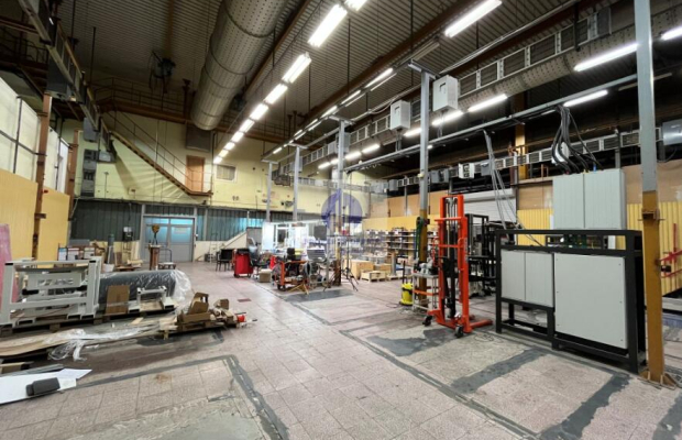 Bielany: lokal magazynowo-produkcyjny 1291,36m2 do wynajęcia