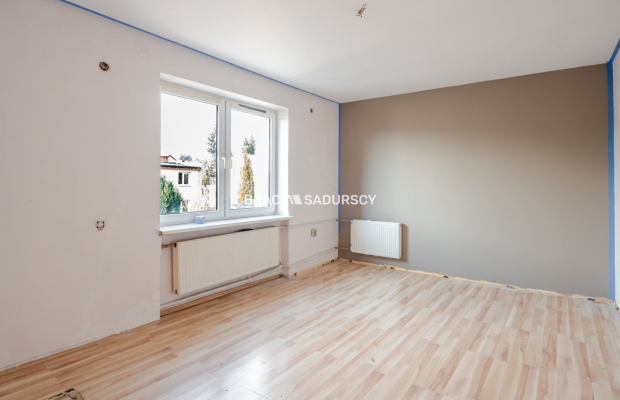 Rząska dom 250 m2 działka 6 arów ocieplony