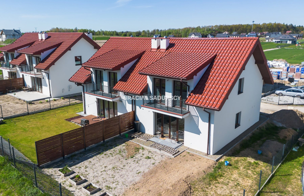 Niepołomice, Dąbrowa. Dom jednorodzinny 122,9 m2  
 
Nieruchomość zabudowana budynkiem mieszkalnym, jednorodzinnym w zabudowie 