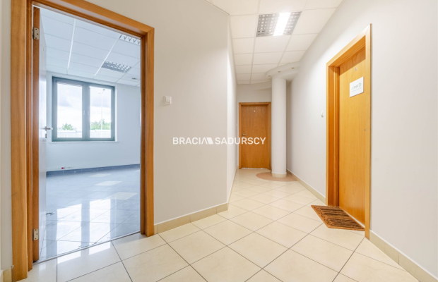 lokal biurowy 44 m2 Prądnik Biały biurowiec