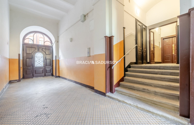 Butikowa kancelaria notariusz centrum tramwaj