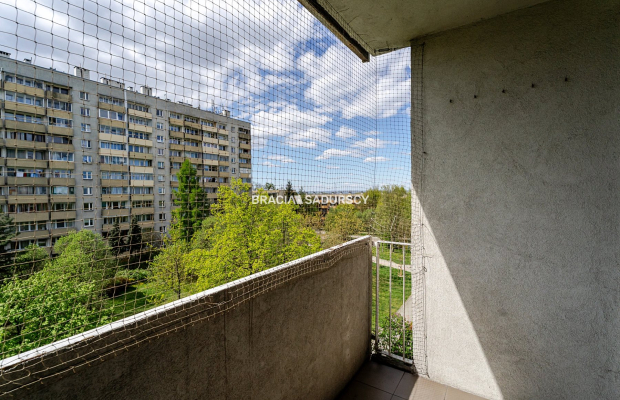 Jasne,2-pok mieszkanie na Białoruskiej/balkon/piwn