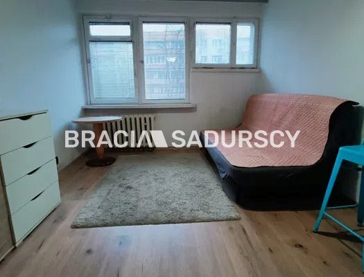 Kawalerka20 m²|róg ul Lea i al.Kijowskiej|1.piętro