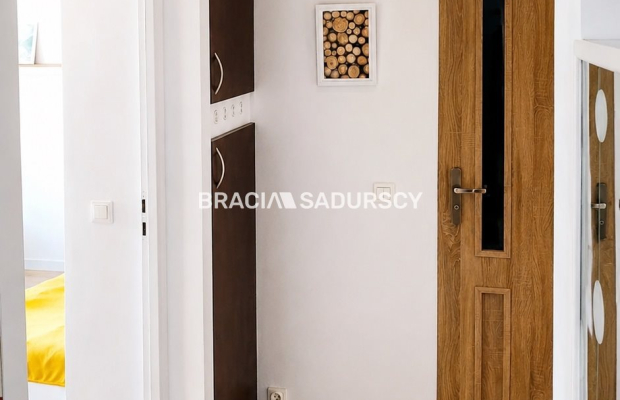 Po remoncie Loggia Możliwość 3 pokoi Na Wzgórzach