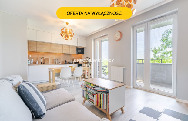 Przestronne mieszkanie/szkoła/przedszkole/zieleń