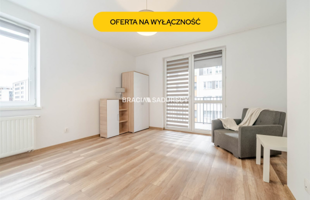 2 osobne pokoje, miejsce parkingowe, balkon