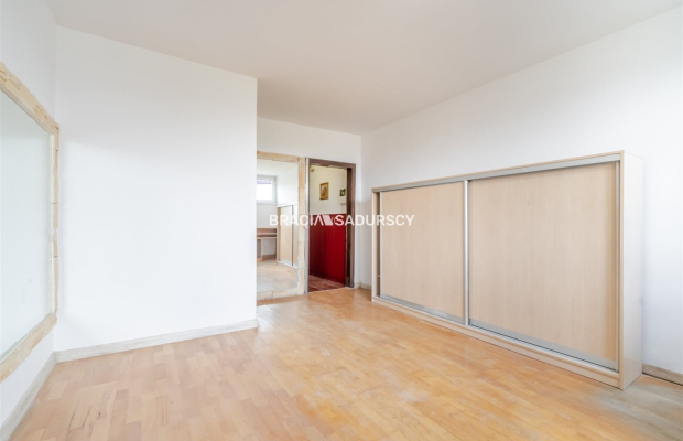 Kawalerka 23 m² | 9. piętro | Dąbie | okolice al. Pokoju   

 Na sprzedaż mieszkanie o powierzchni użytkowej  23 m² , położone 
