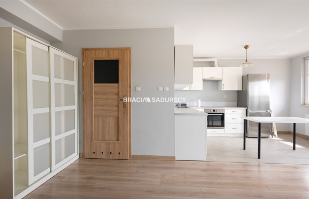 Przestrzenne 40m2 |1 Pokój | |6p| Balkon 10m2