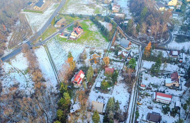 Działka budowlana na sprzedaż - Stadniki, gmina Dobczyce - 95 000 zł  

 Na sprzedaż oferujemy urokliwie położoną działkę budow