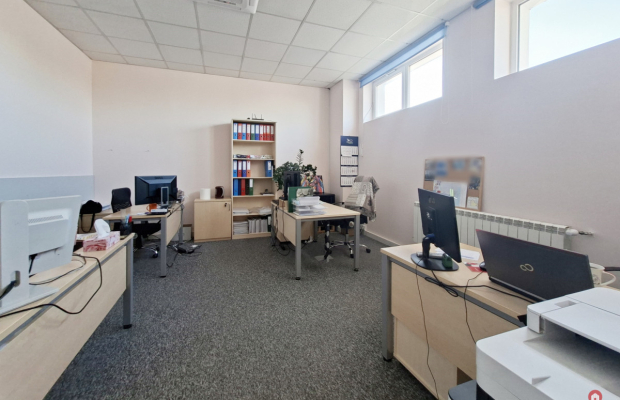 Lokale biurowe 50-100 m2