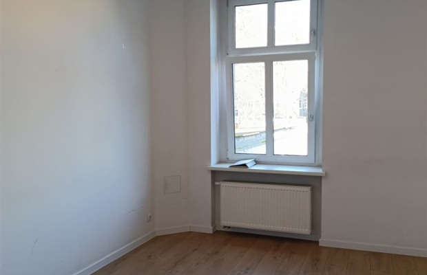Reprezentacyjny apartament w zabytkowej kamienicy 