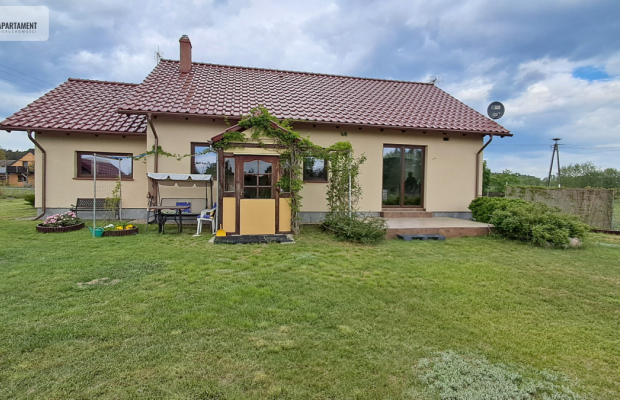 Dom z dużą działką w Rychliku – cisza i natura”