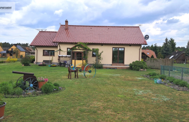 Dom z dużą działką w Rychliku – cisza i natura”