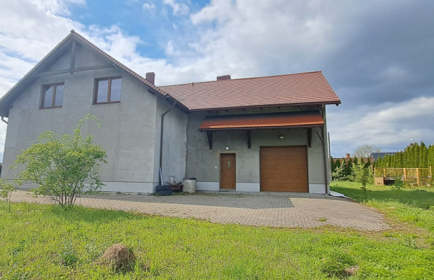 Duży budynek, ogromny potencjał, piękna działka