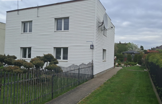 Przestronny dom z garażem i ogrodem-Tczew-Staszica