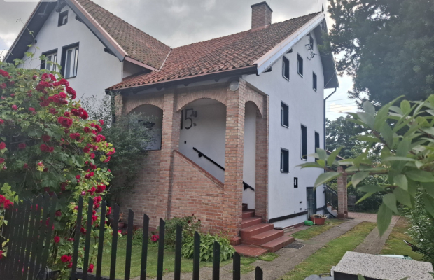 STEGNA: Obiekt Inwestycyjny 285m²