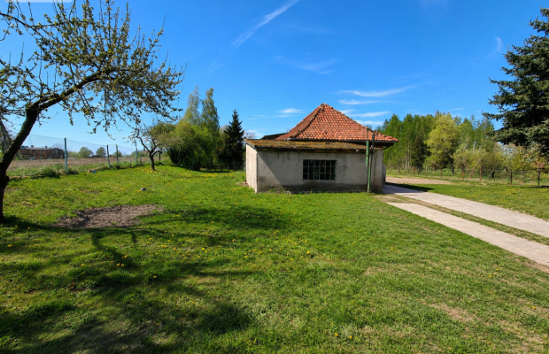 Urokliwy dom na wsi- Goryń