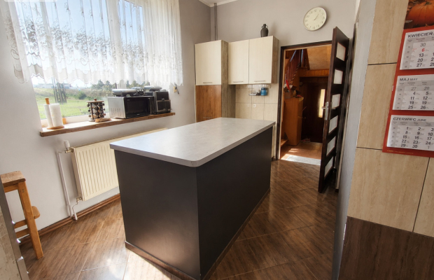 Urokliwy dom na wsi- Goryń