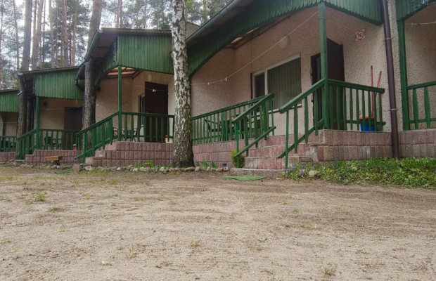 Ośrodek wypoczynkowy przy jeziorze