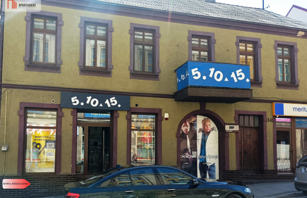 ODNOWIONA KAMIENICA W CENTRUM ŚWIECIA