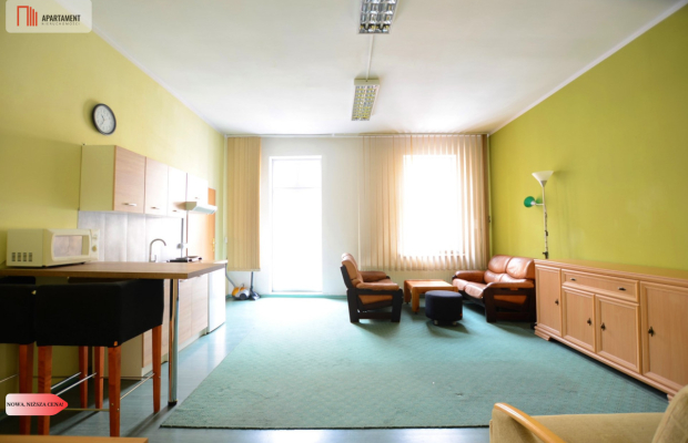 ODNOWIONA KAMIENICA W CENTRUM ŚWIECIA