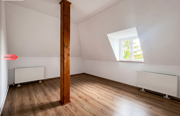 * Ustawna kawalerka 36,7m2 z dużą kuchnią