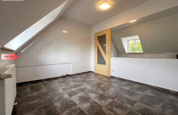 * Ustawna kawalerka 36,7m2 z dużą kuchnią