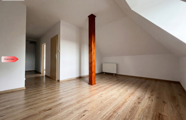 * Ustawna kawalerka 36,7m2 z dużą kuchnią
