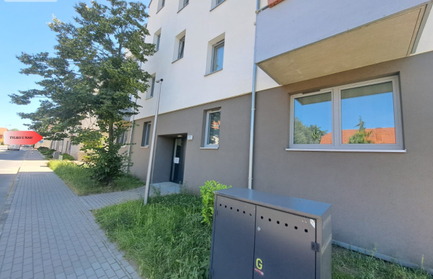 2 pokoje/miejsce postojowe oraz komórka w cenie!