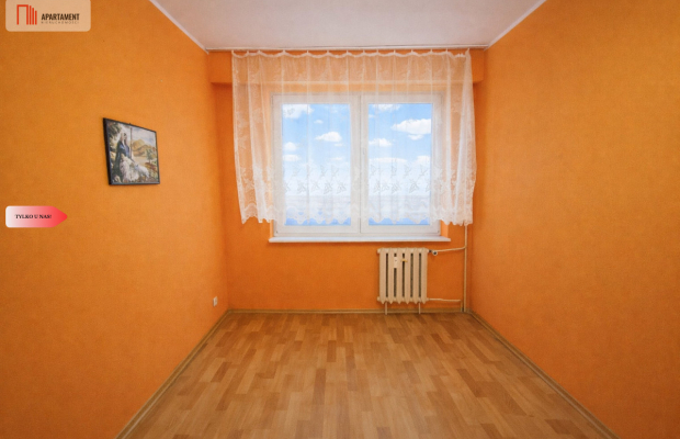 Jasne 2 pokoje z balkonem – Świecie. Do remontu.