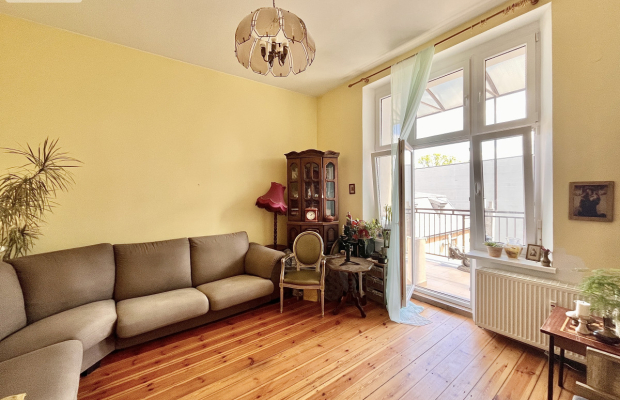 centrum, duża loggia, dobra inwestycja