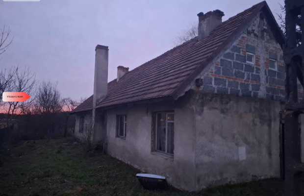 Dom do  remontu na działce 18a blisko lasu!