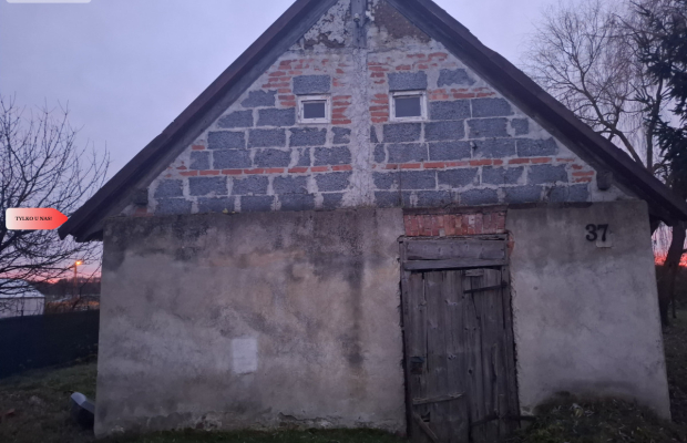 Dom do  remontu na działce 18a blisko lasu!
