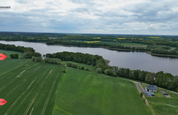 Działka budowlana nad jeziorem w spokojnej okolicy