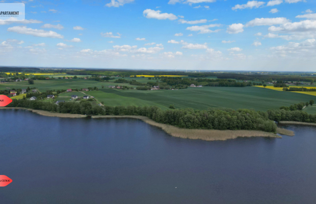 Działka budowlana nad jeziorem w spokojnej okolicy