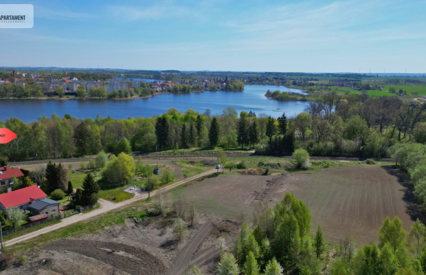Działka w Zajezierzu 300 m od jeziora.