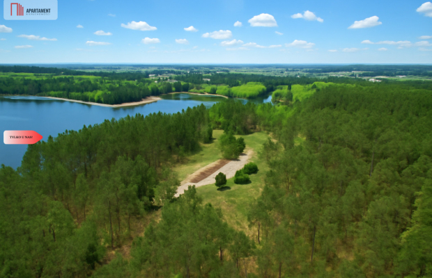 Działki z linią brzegową jeziora pod Toruniem