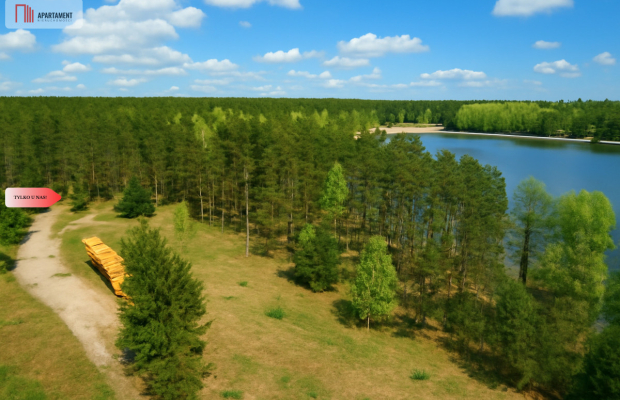 Działki z linią brzegową jeziora pod Toruniem