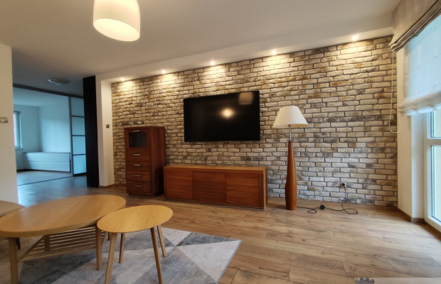 120 m2 własnej przestrzeni w budynku z 2006r