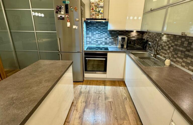 120 m2 własnej przestrzeni w budynku z 2006r