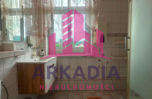 Mieszkanie 69,40 m² z DWOMA GARAŻAMI – Dobrocin