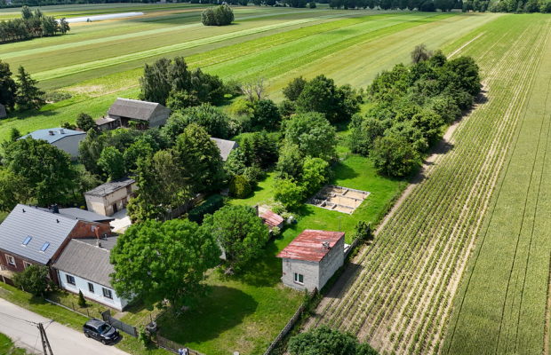 Iwanowice-Naboków | Działka z rozpoczętą budową
