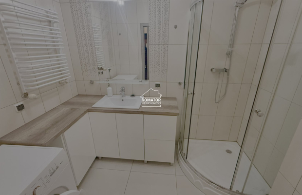 Do wynajęcia apartament, na Osiedlu Sześciu Planet , całkowicie wyposażony i stylowo urządzony. 
W skład mieszkania wchodzą , p