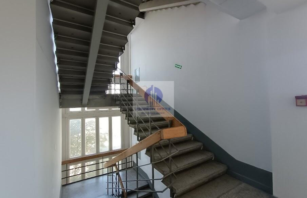 Praga Południe: lokal biurowy 14,30 m2 do wynajęcia