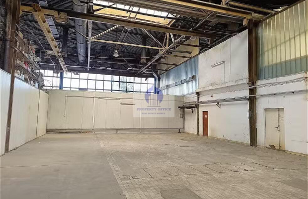 Bielany: magazyn 320m2 do wynajęcia