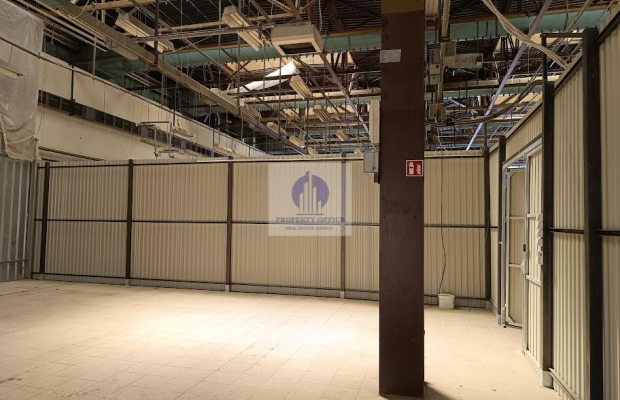 Bielany: magazyn 225,82m2 do wynajęcia