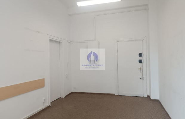 Praga Północ: lokal biurowy 21,34m2 do wynajęcia