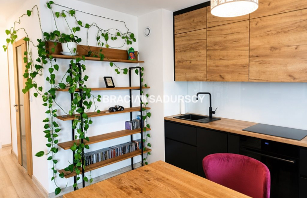 2 pok 40,5m2 widok na Wawel/ Podgórze 