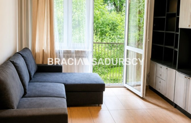 1 pok 30 m2 z ddzielna jasna kuchnia Krowodrza