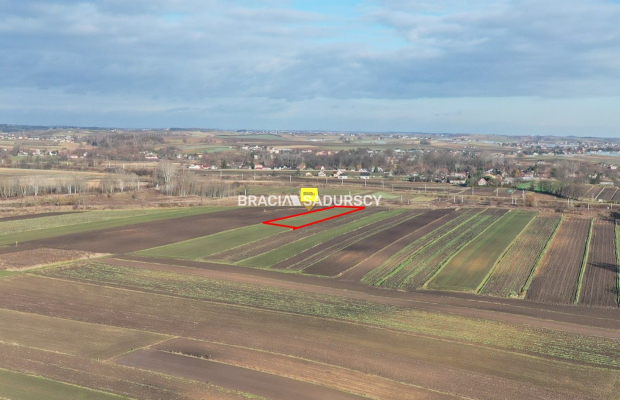 Działka budowlana o pow. 31 ar. w Krakowie.  
Przedmiotem oferty jest nieruchomość gruntowa niezabudowana o nr ew.  50  położon